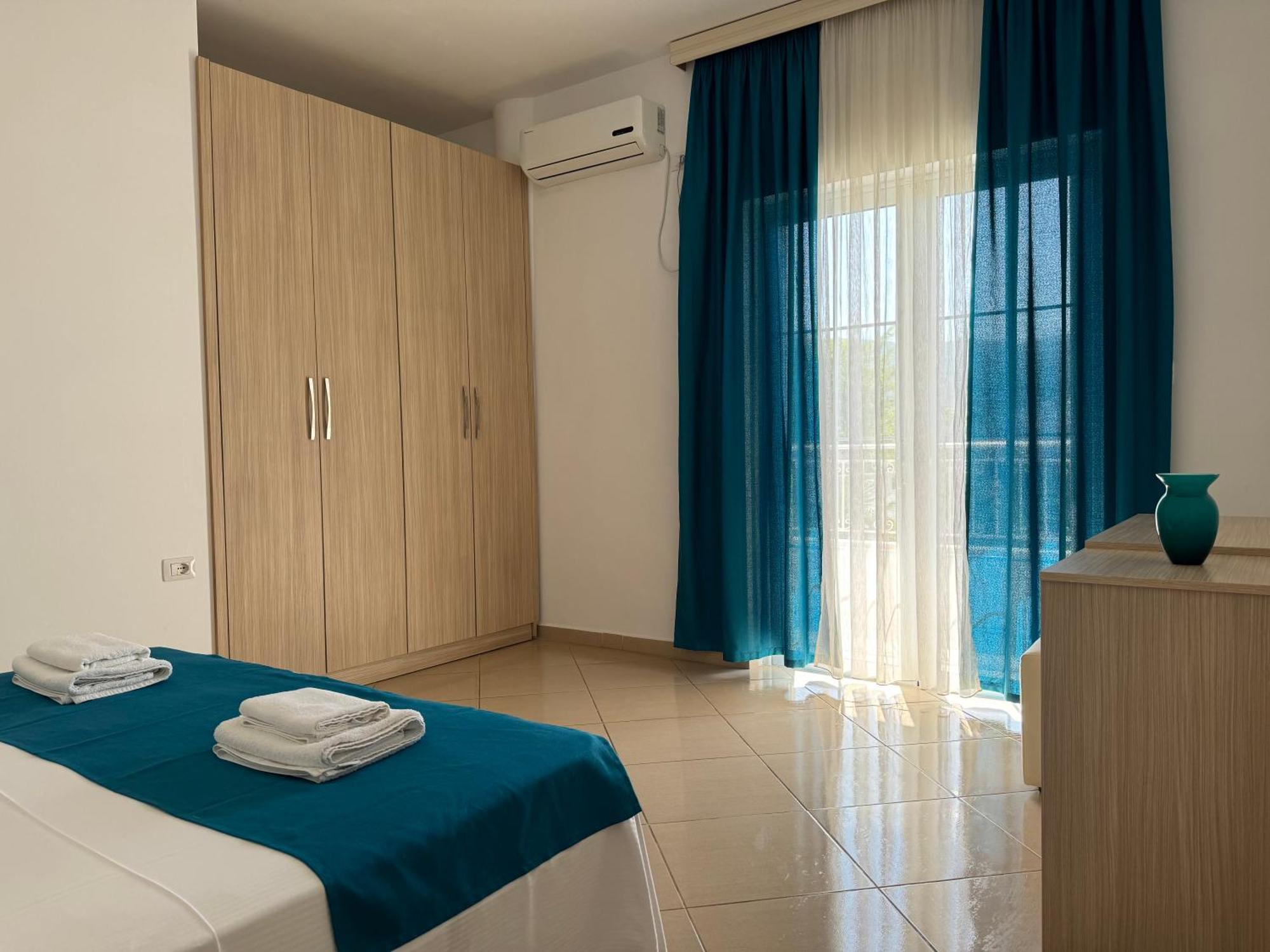 Villa August קסאמיל מראה חיצוני תמונה