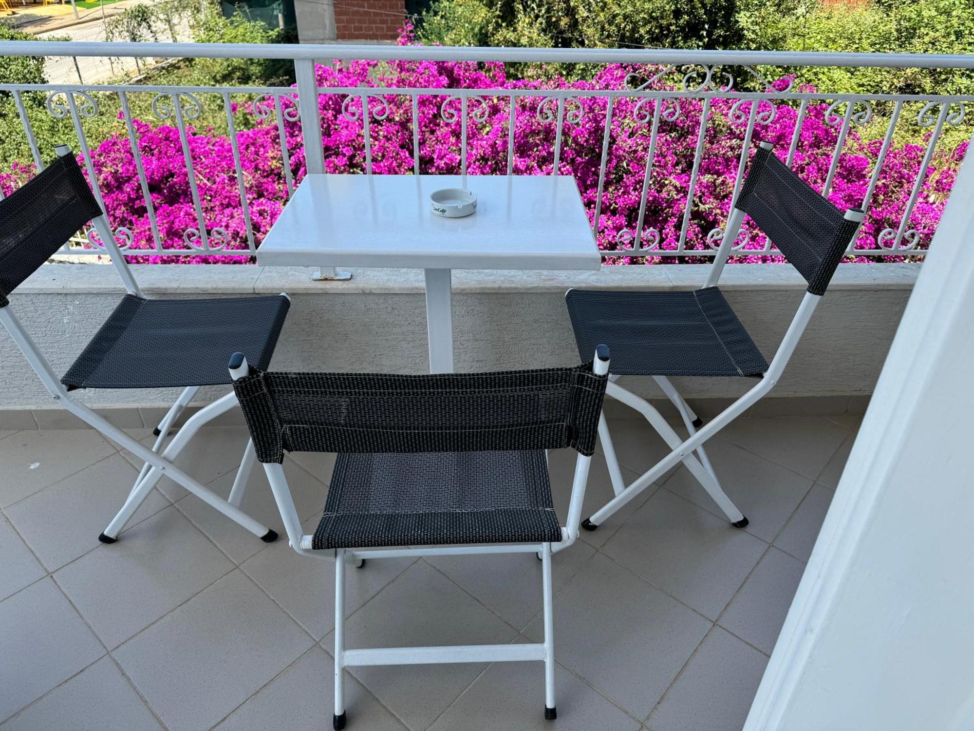 Villa August קסאמיל מראה חיצוני תמונה
